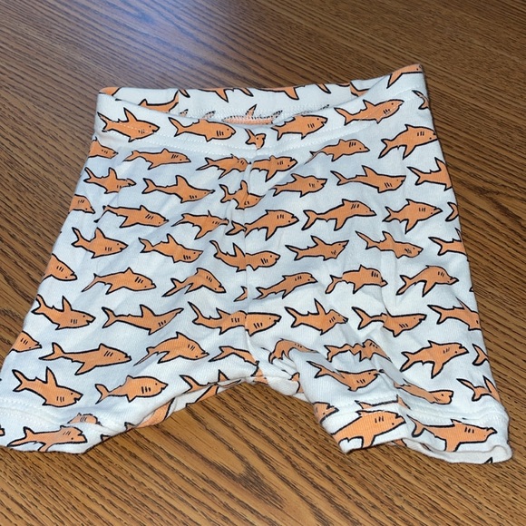 Baby gap goldfish pajamas size 6-12 months - Picture 4 of 4